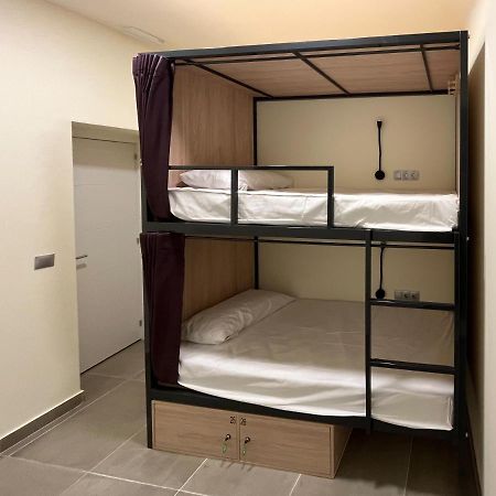 Multi Hostel Calvario Madrid Buitenkant foto