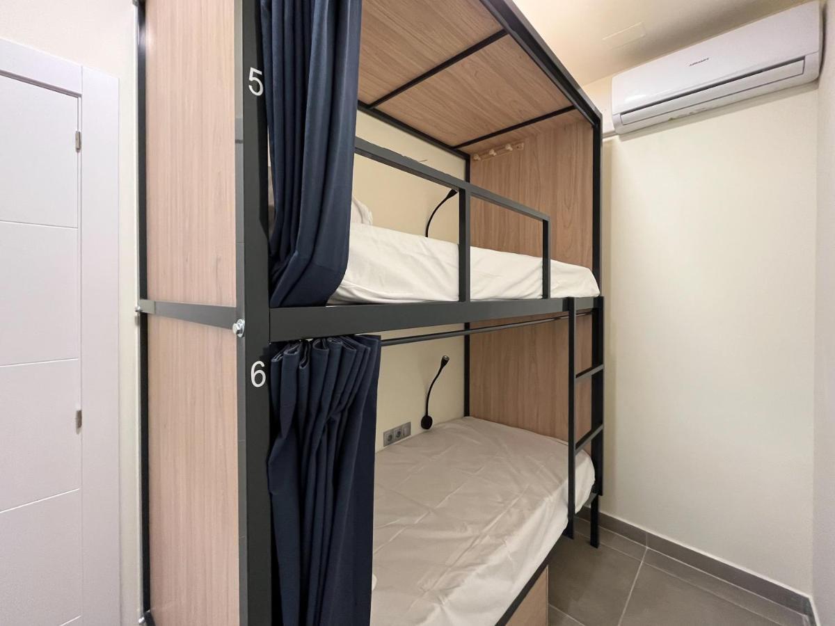 Multi Hostel Calvario Madrid Buitenkant foto